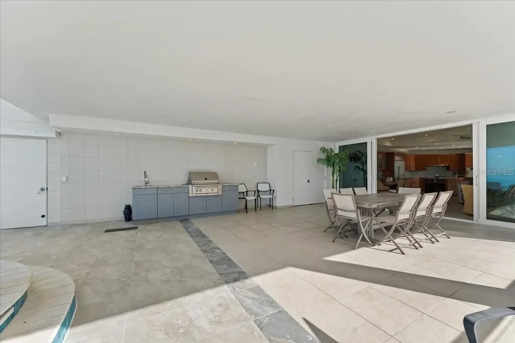 2708 N Beach Road Englewood FL 34223