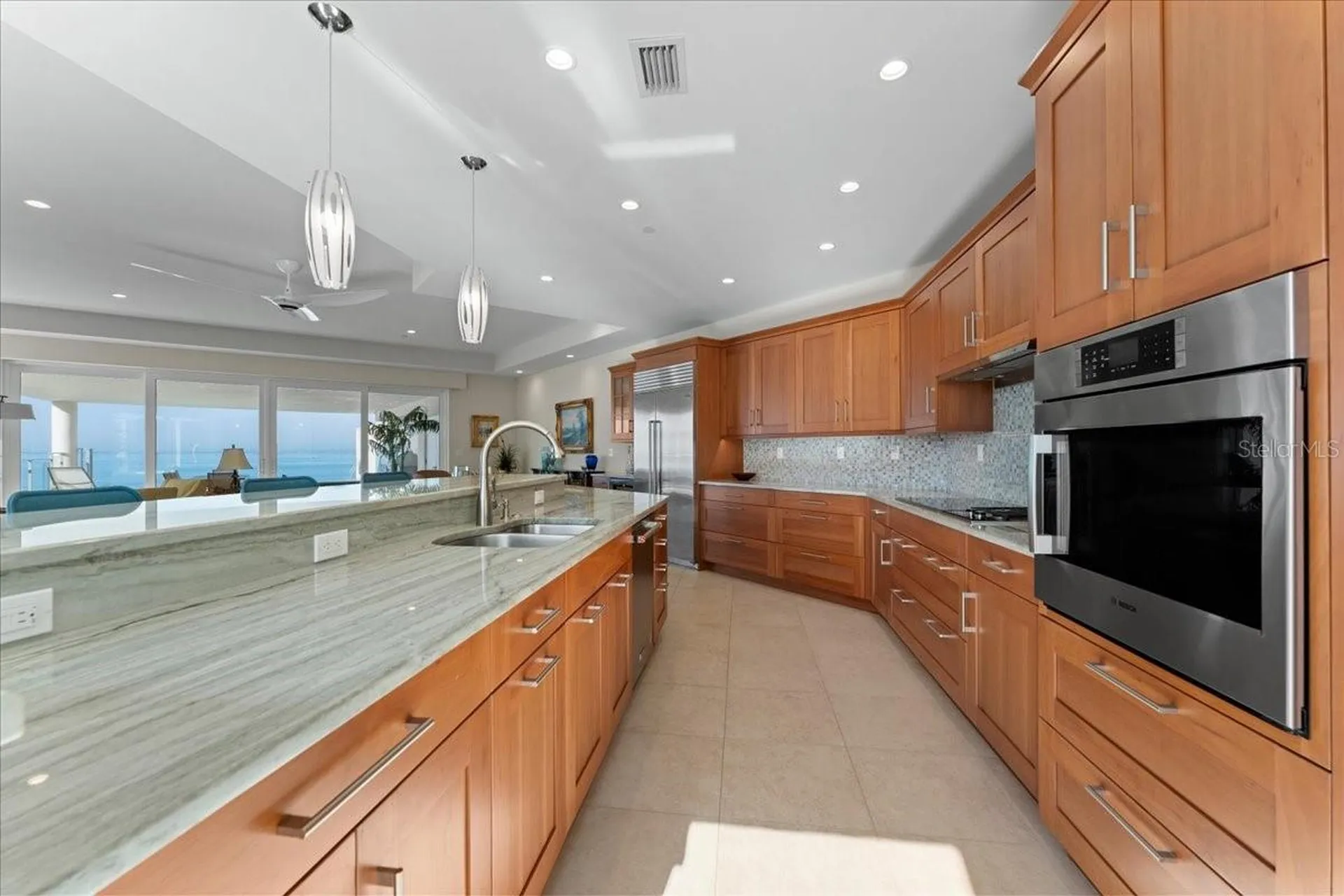 2708 N Beach Road Englewood FL 34223