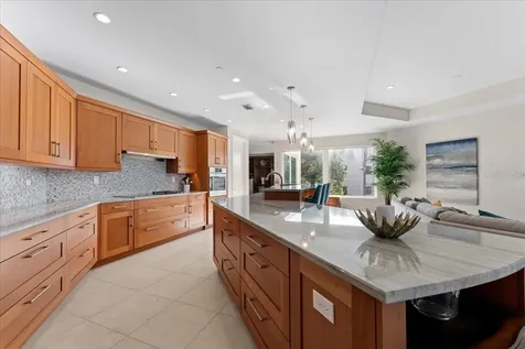 2708 N Beach Road Englewood FL 34223