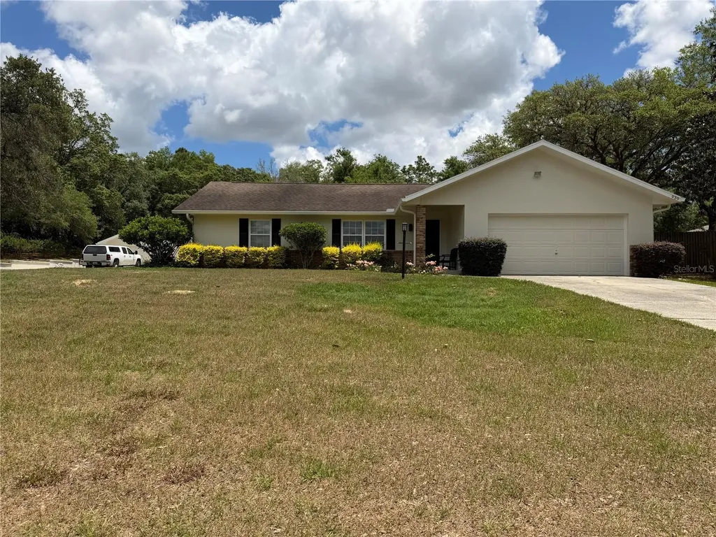 939 N New London Terrace Inverness FL 34453