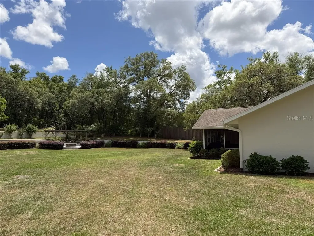939 N New London Terrace Inverness FL 34453