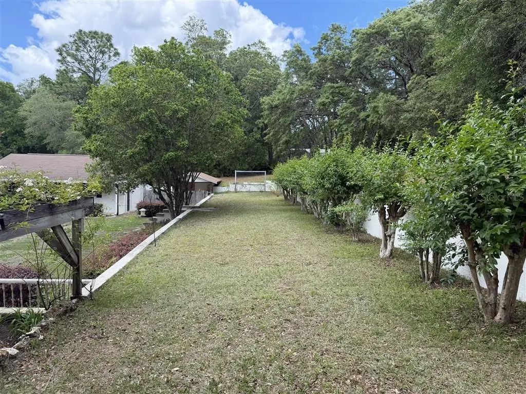 939 N New London Terrace Inverness FL 34453