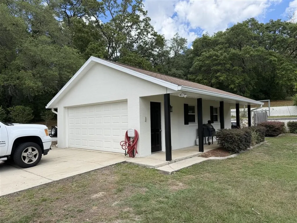 939 N New London Terrace Inverness FL 34453