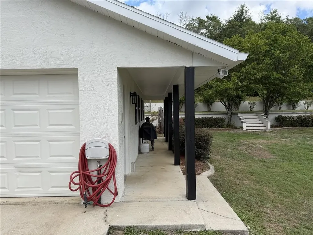 939 N New London Terrace Inverness FL 34453