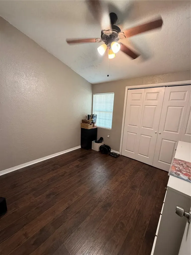 1009 Lenna Avenue Seffner FL 33584