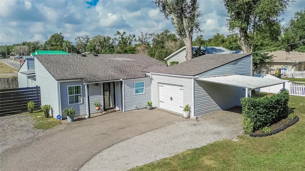 1009 Lenna Avenue Seffner FL 33584