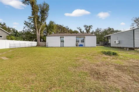 1009 Lenna Avenue Seffner FL 33584