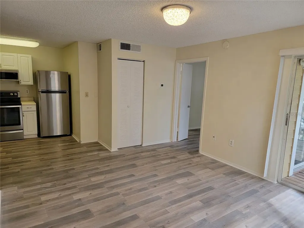 4211 Chatham Oak Court Tampa FL 33624