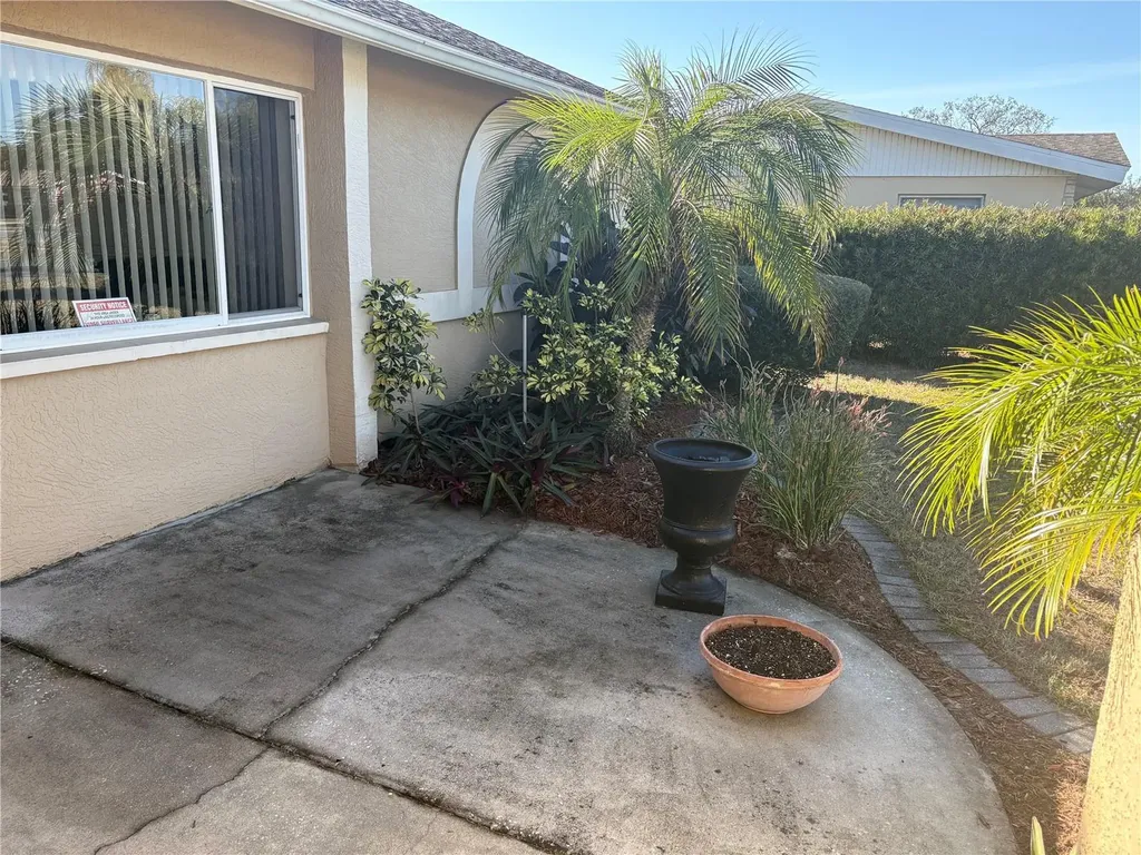 5338 Spanish Trail Holiday FL 34690