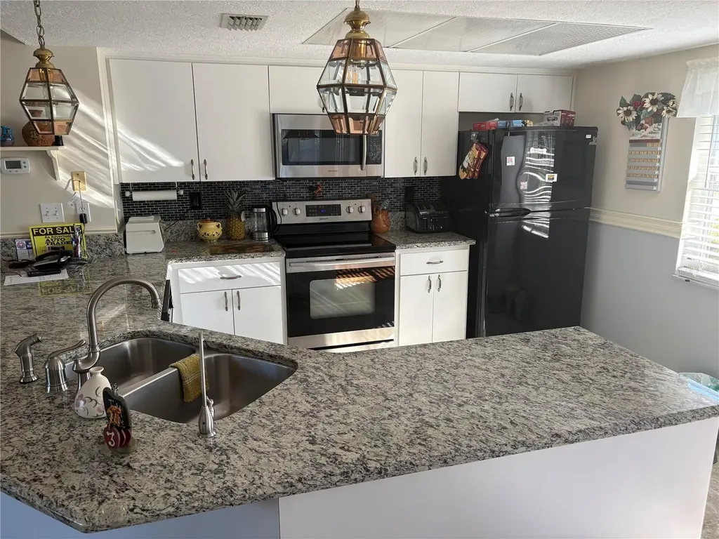5338 Spanish Trail Holiday FL 34690