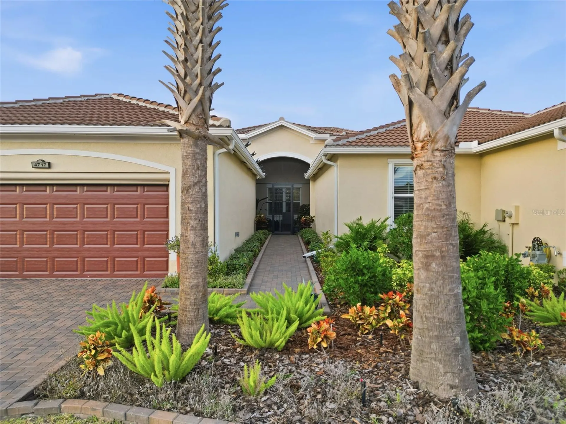 4717 Avila Lakes Drive Wimauma FL 33598