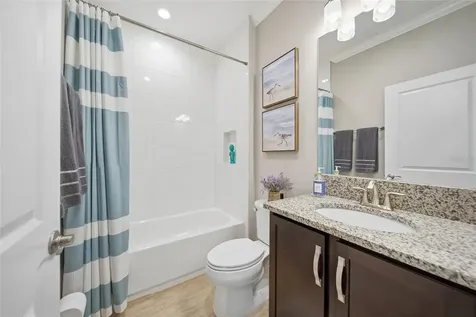 4717 Avila Lakes Drive Wimauma FL 33598