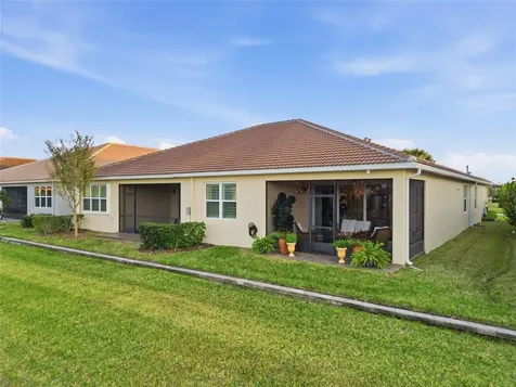 4717 Avila Lakes Drive Wimauma FL 33598