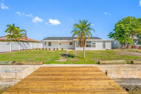 7930 Causeway Boulevard S St Petersburg FL 33707