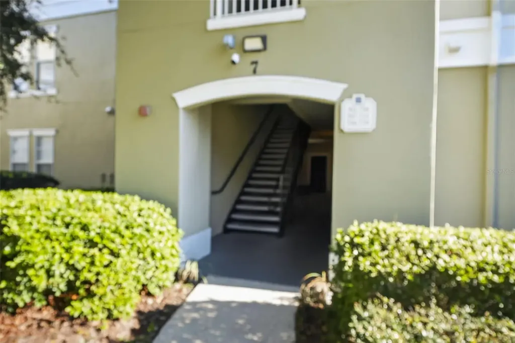 8290 W Gate Parkway Jacksonville FL 32216