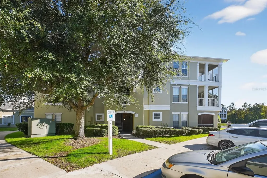 8290 W Gate Parkway Jacksonville FL 32216