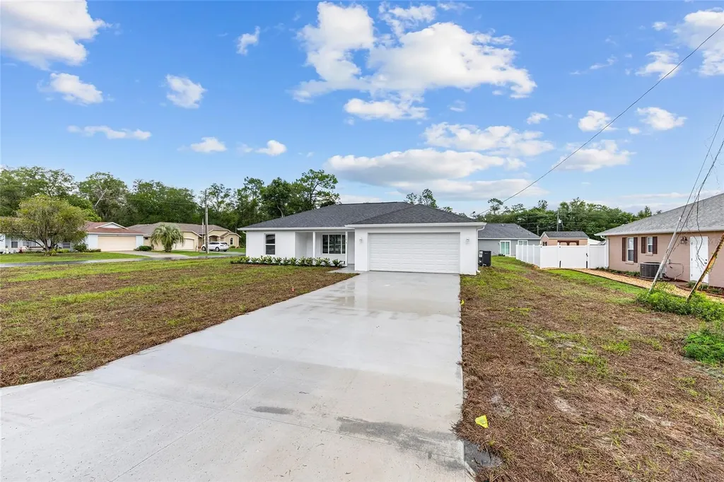 13019 NE 7th Loop Silver Springs FL 34488