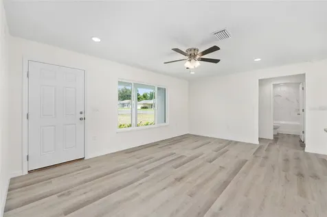 13019 NE 7th Loop Silver Springs FL 34488