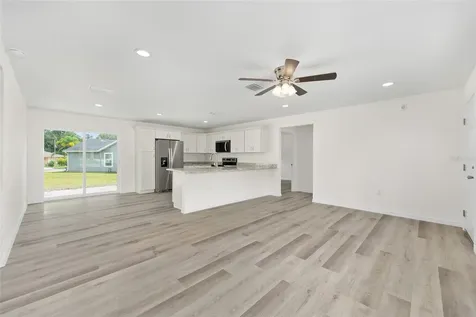 13019 NE 7th Loop Silver Springs FL 34488