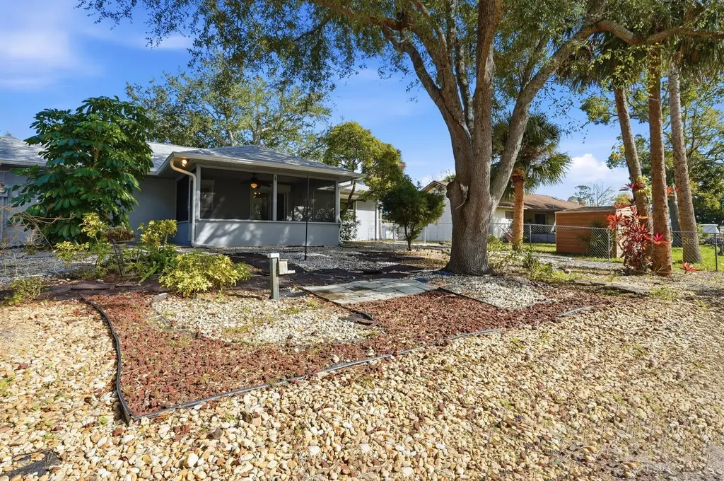 2548 Crestwood Avenue New Smyrna Beach FL 32168