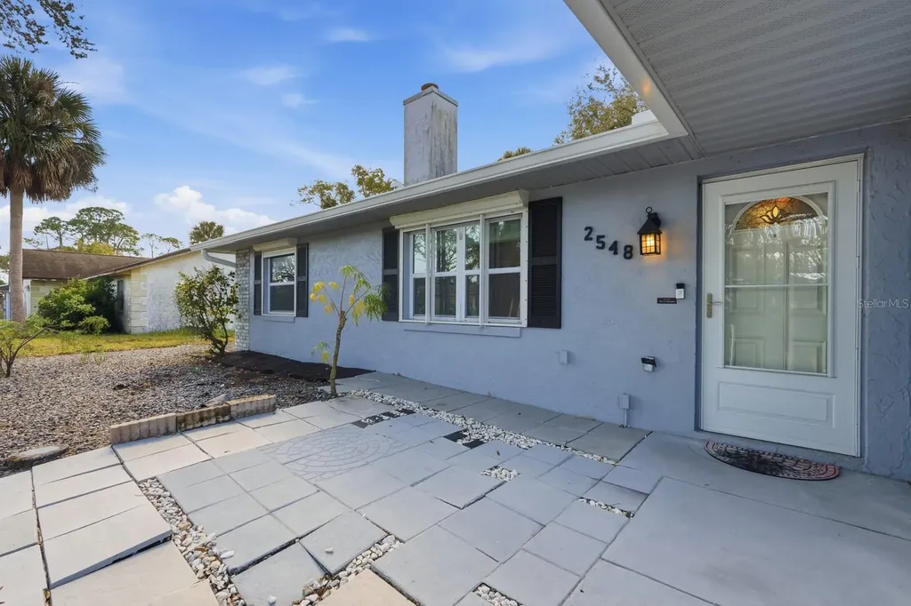 2548 Crestwood Avenue New Smyrna Beach FL 32168