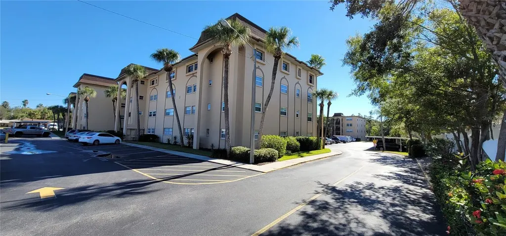 2525 W Bay Drive Belleair Bluffs FL 33770