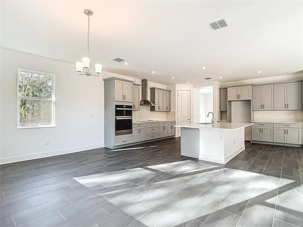 410 S West Shore Boulevard Tampa FL 33609