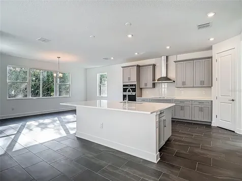 410 S West Shore Boulevard Tampa FL 33609