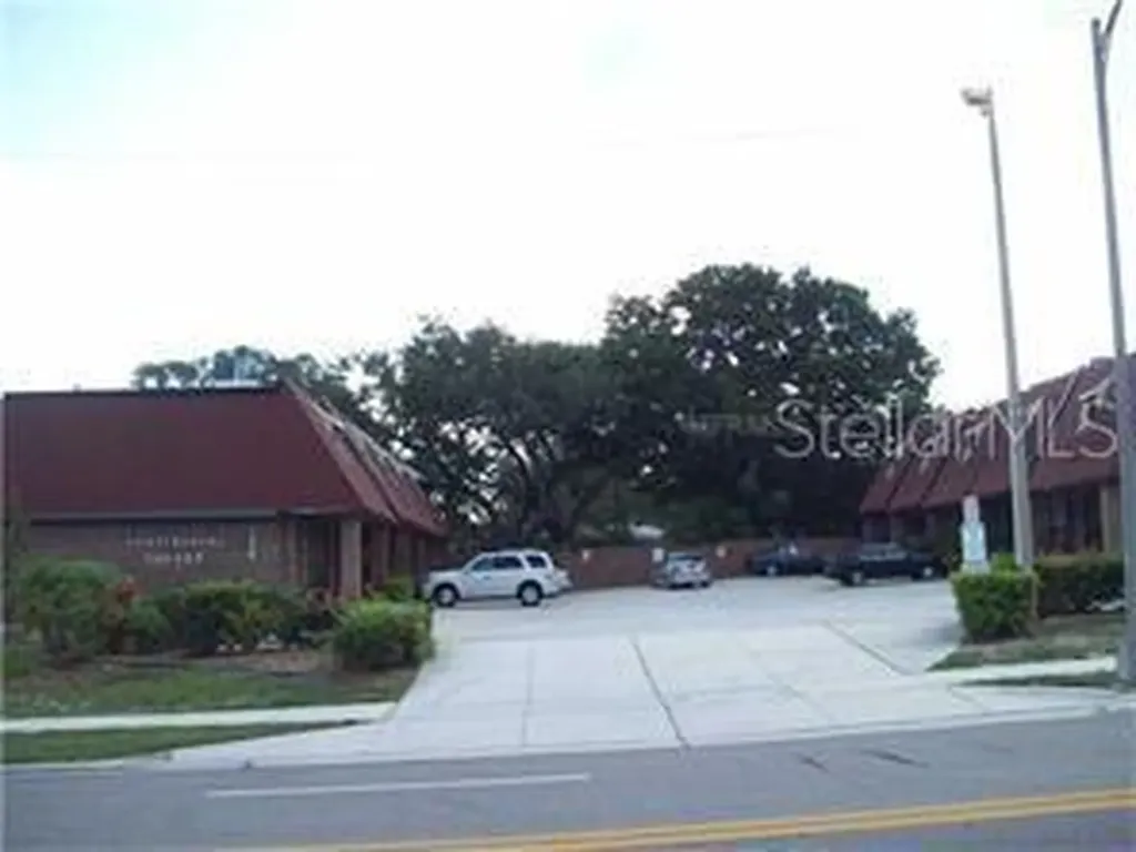 1426 Gulf To Bay Boulevard Clearwater FL 33755