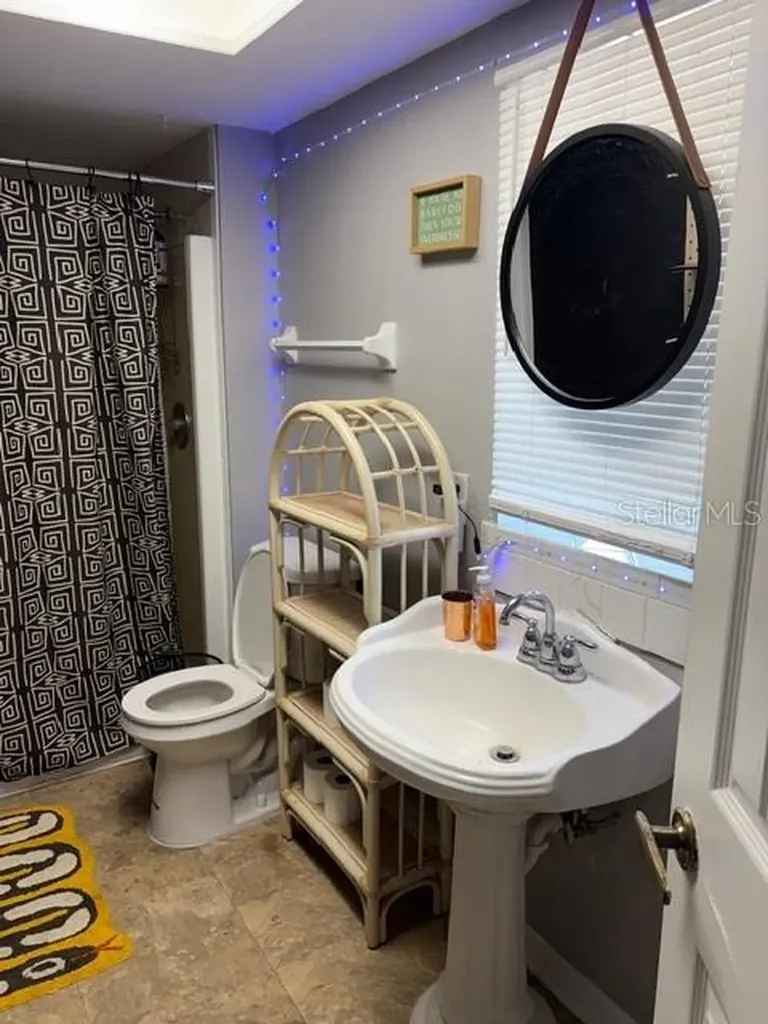 1426 Gulf To Bay Boulevard Clearwater FL 33755