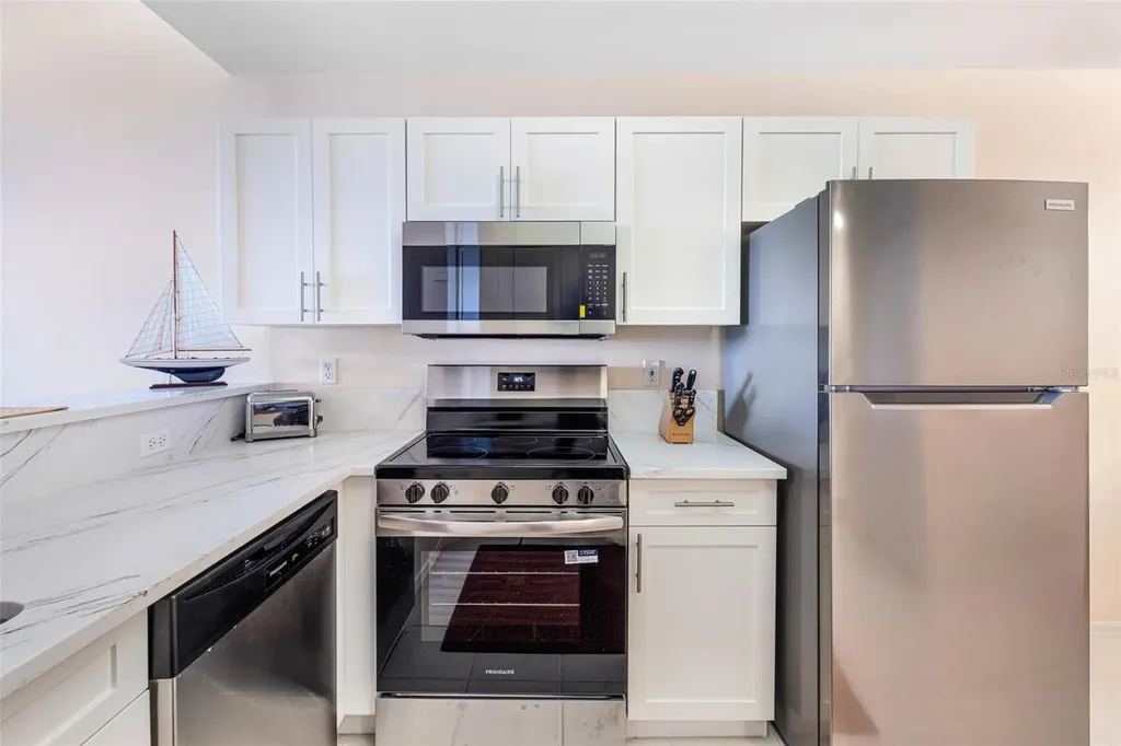 14815 Laguna Drive Fort Myers FL 33908