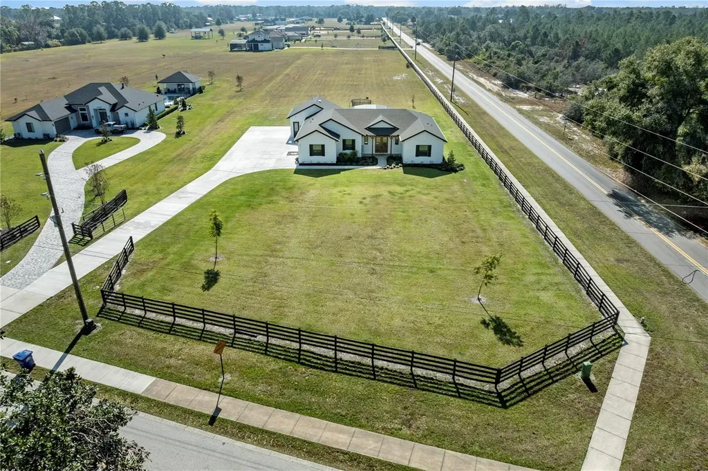 4428 E Shirley Shores Road Tavares FL 32778