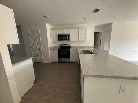 1542 Log Lane North Port FL 34286