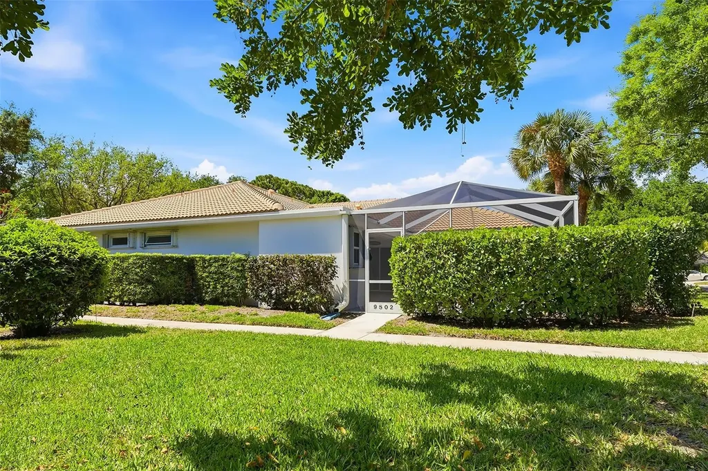 9502 Chapman Oak Court Palm Beach Gardens FL 33410