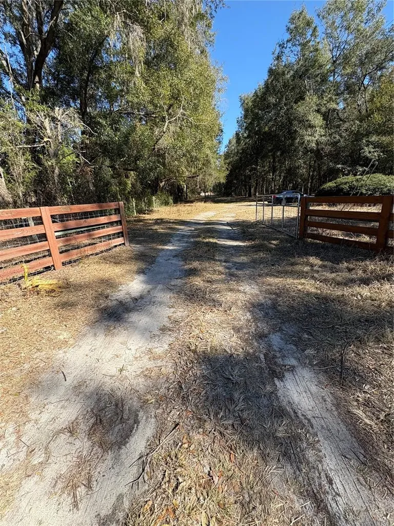 11727 SW 122nd Street Gainesville FL 32608