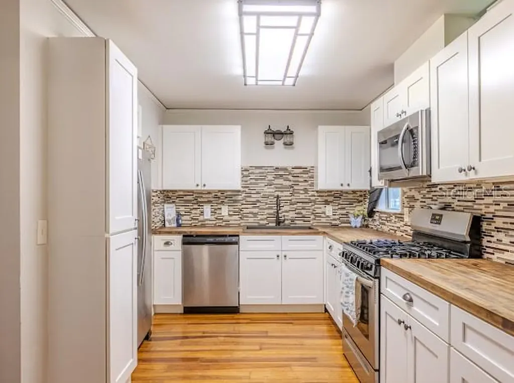11727 SW 122nd Street Gainesville FL 32608