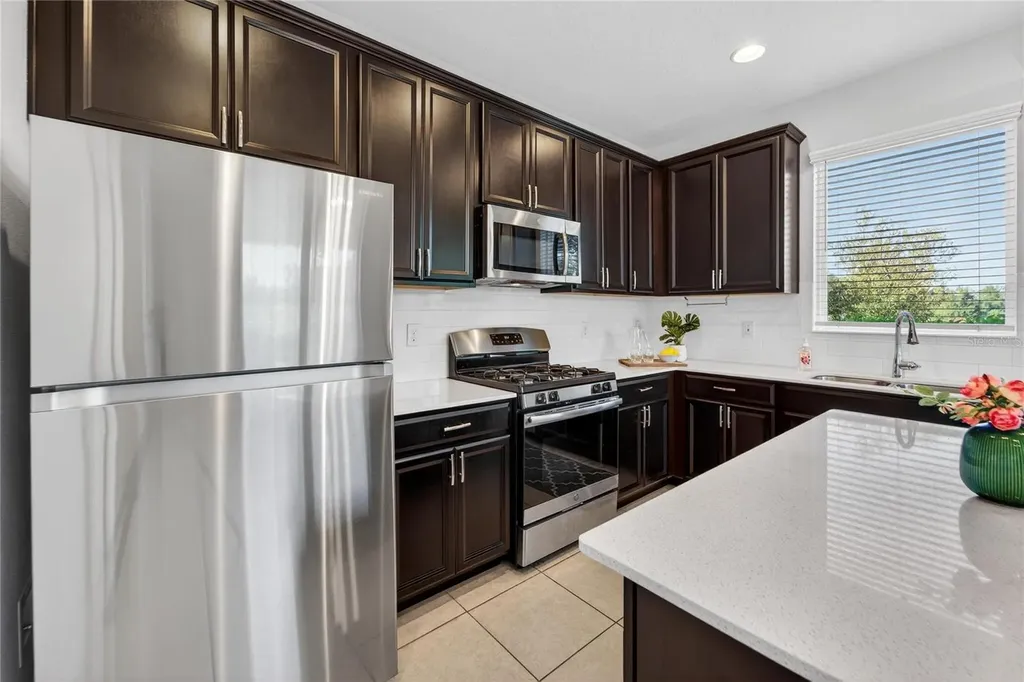 6230 Camino Drive Apollo Beach FL 33572