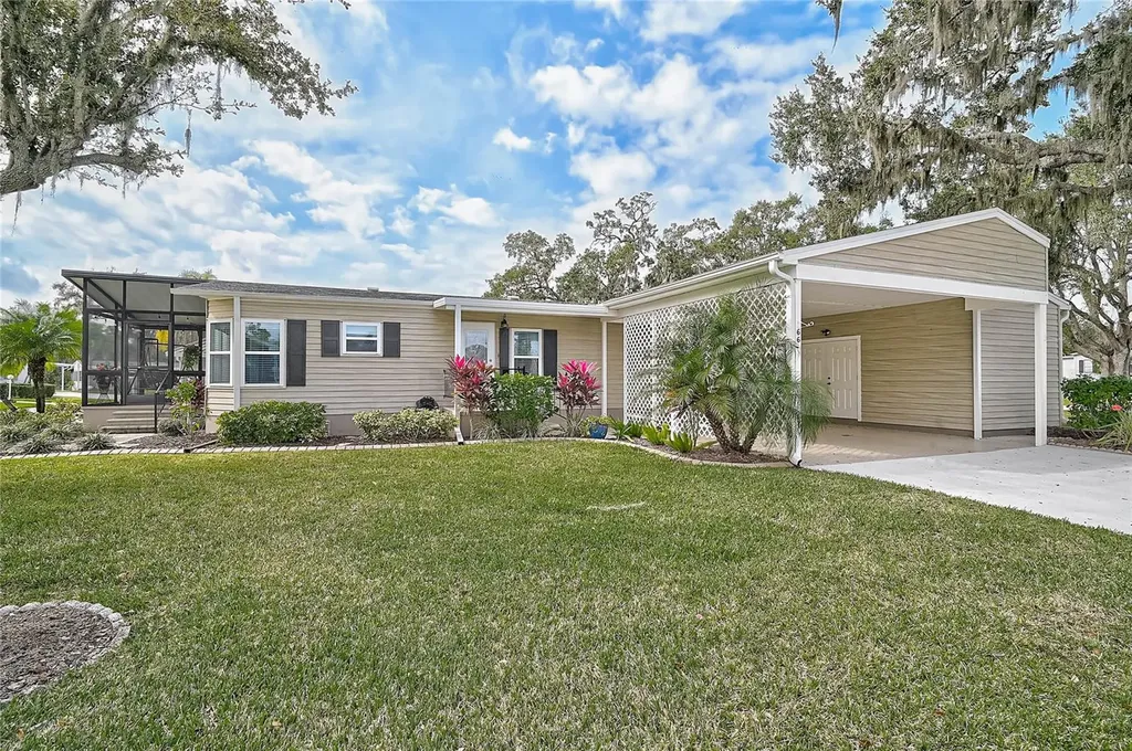 66 Meadowlark Circle Ellenton FL 34222