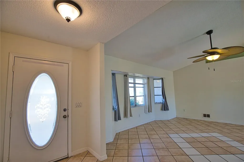 7202 Mamouth Englewood FL 34224