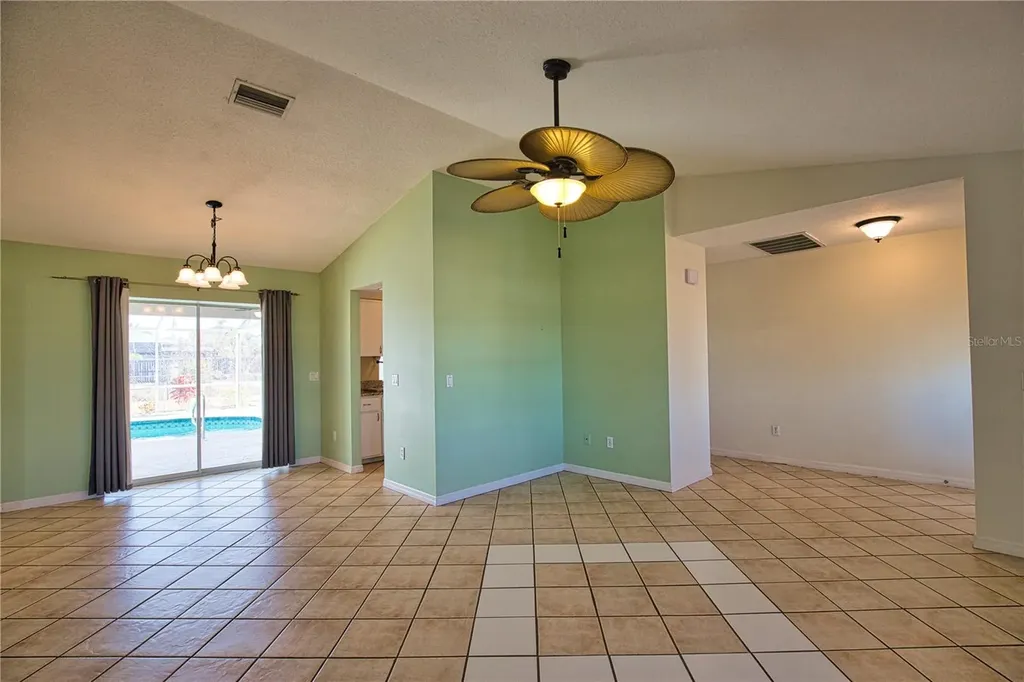 7202 Mamouth Englewood FL 34224