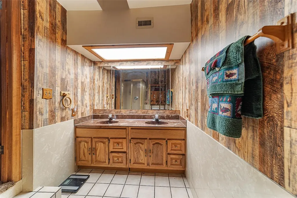 12265 SW Highway 484 Dunnellon FL 34432