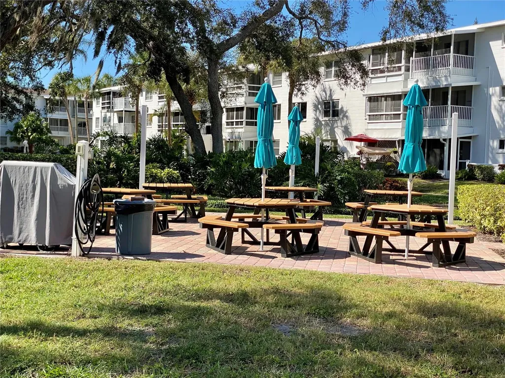 5906 Garden Lane Bradenton FL 34207