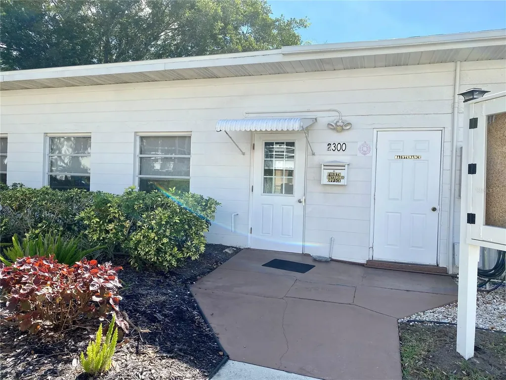 5906 Garden Lane Bradenton FL 34207