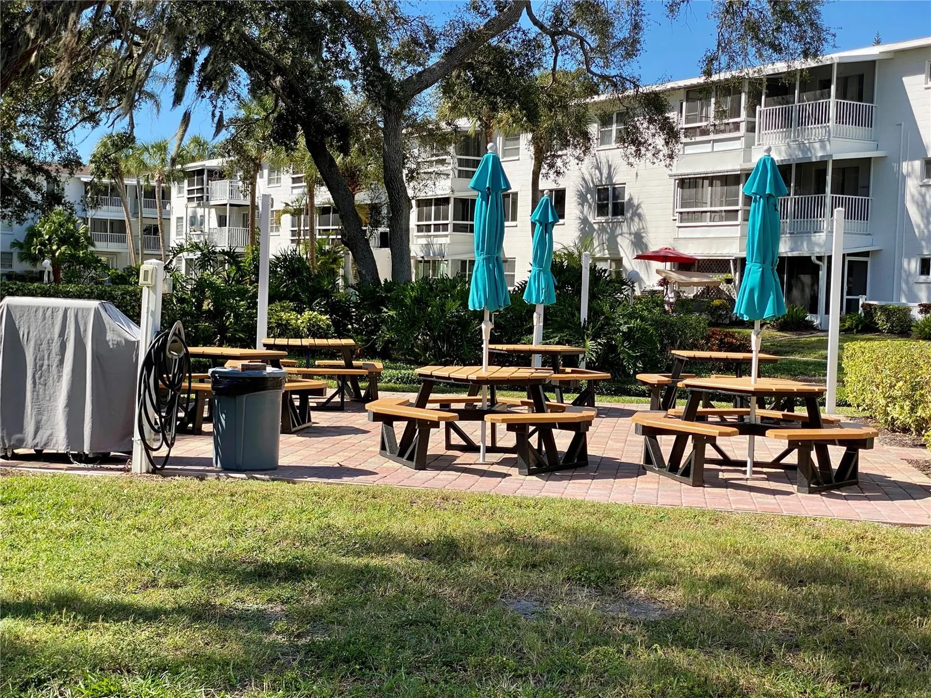 5906 Garden Lane Bradenton FL 34207