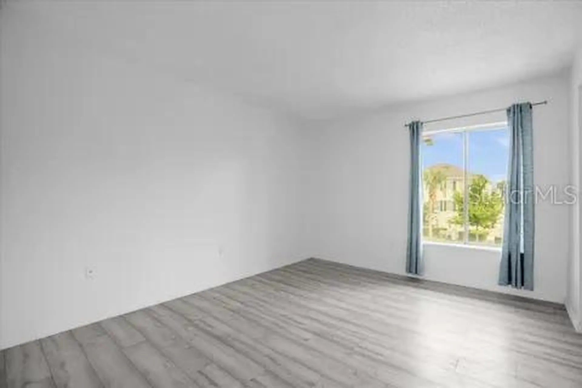 564 Orange Drive Altamonte Springs FL 32701