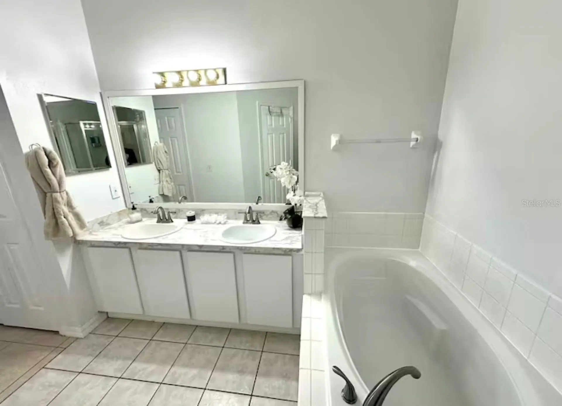 5212 Jasmine Trace Lane Kissimmee FL 34758