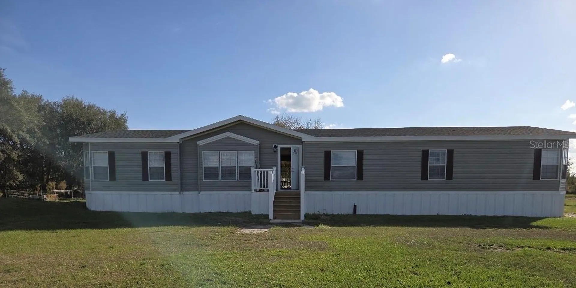 20736 NW 274th Street Okeechobee FL 34972