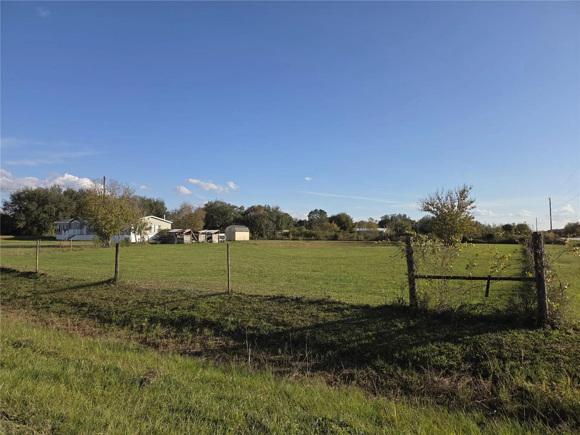 20736 NW 274th Street Okeechobee FL 34972