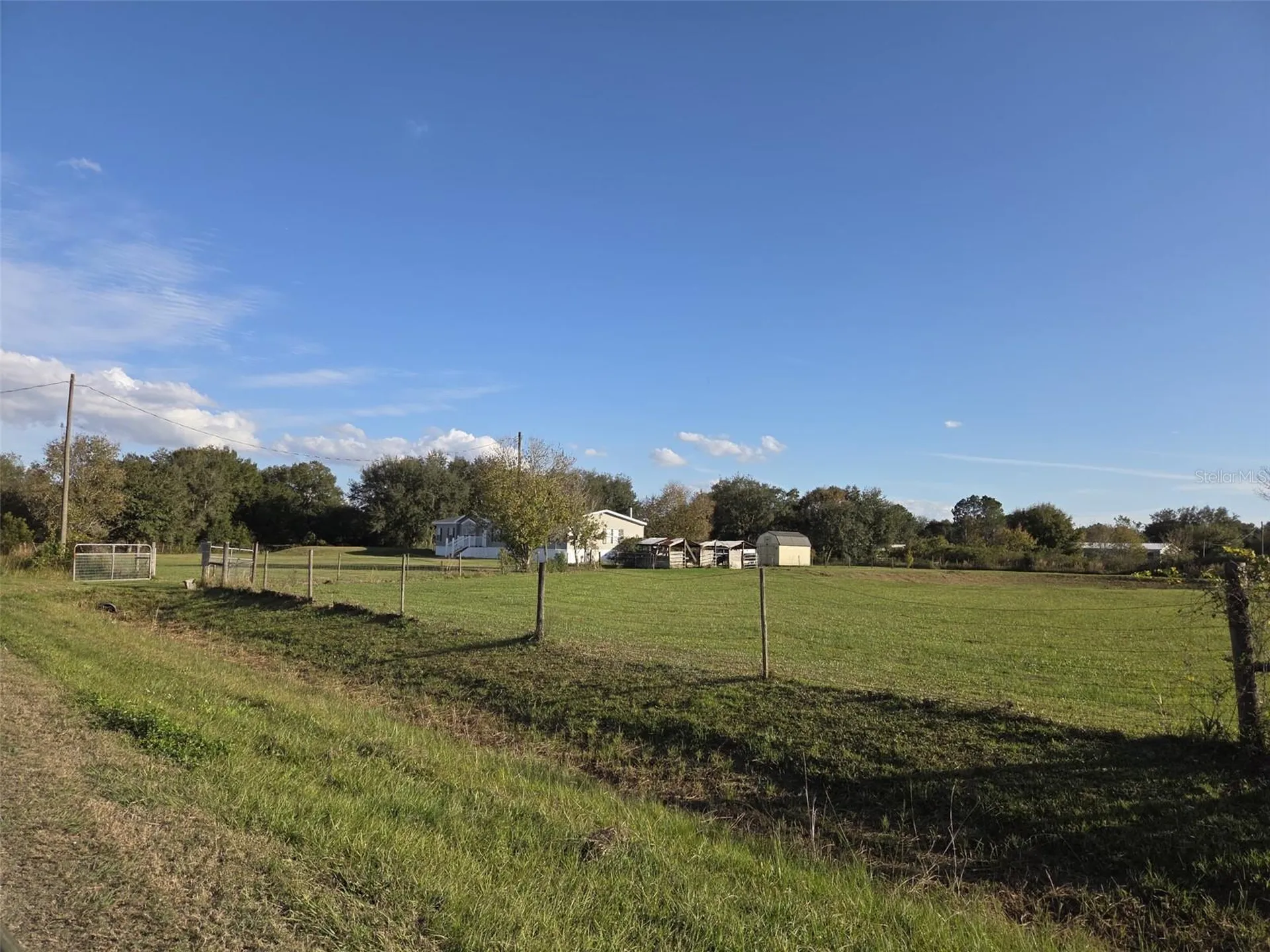 20736 NW 274th Street Okeechobee FL 34972