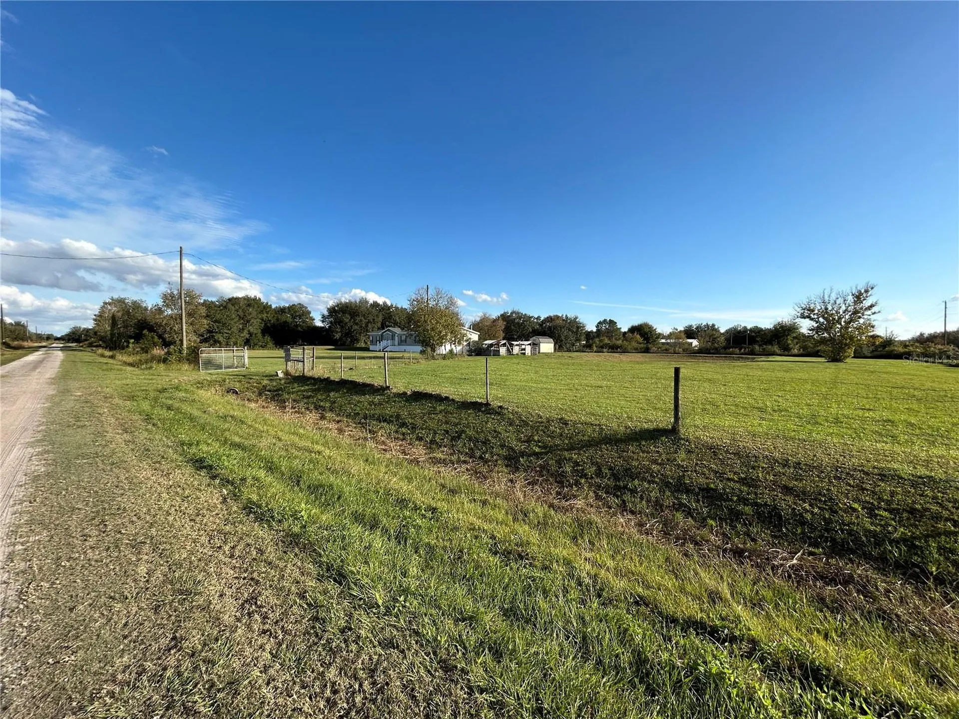 20736 NW 274th Street Okeechobee FL 34972